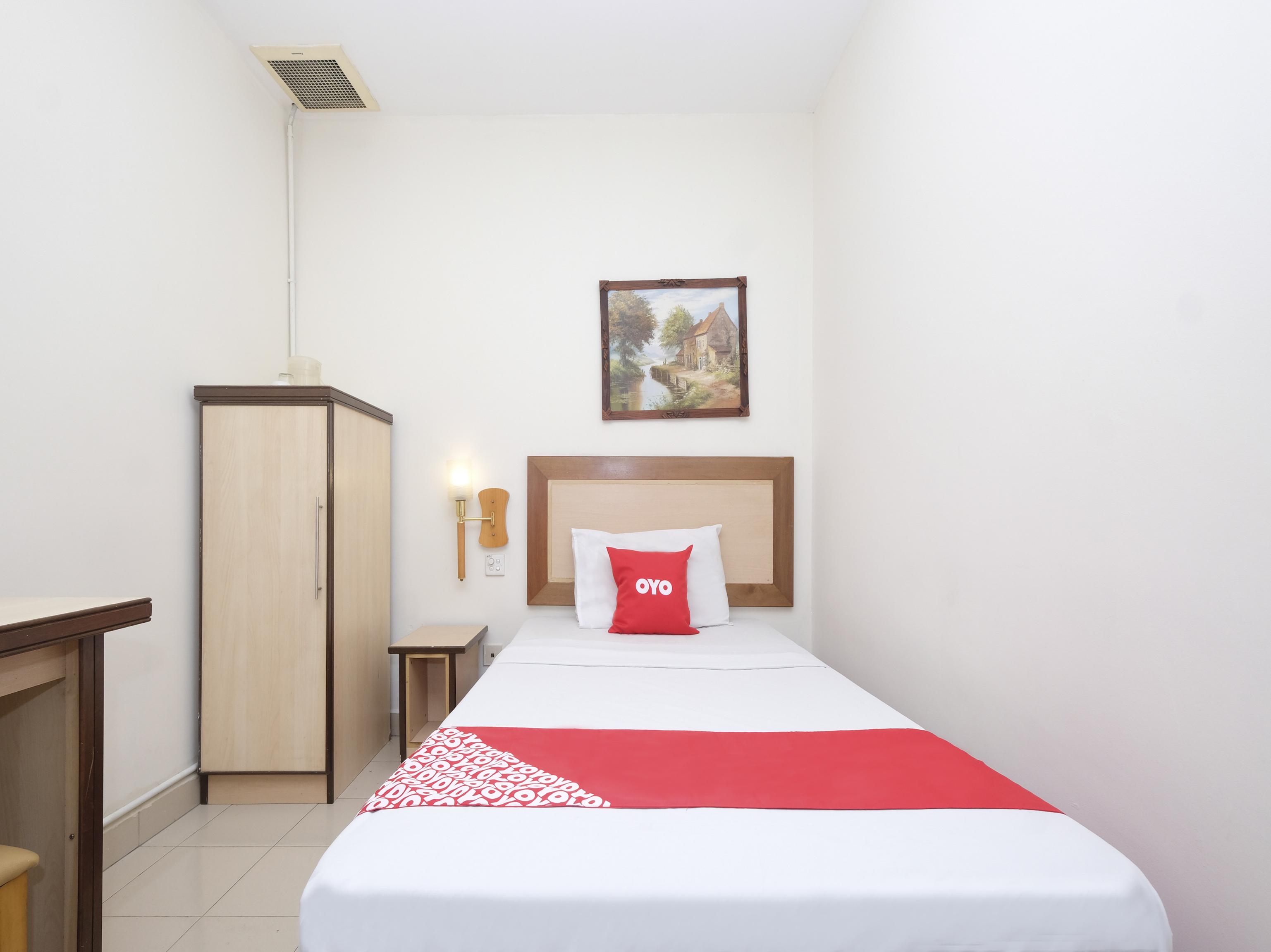 Hotel Sri Sutra - Sungai Buloh ペタリンジャヤ エクステリア 写真