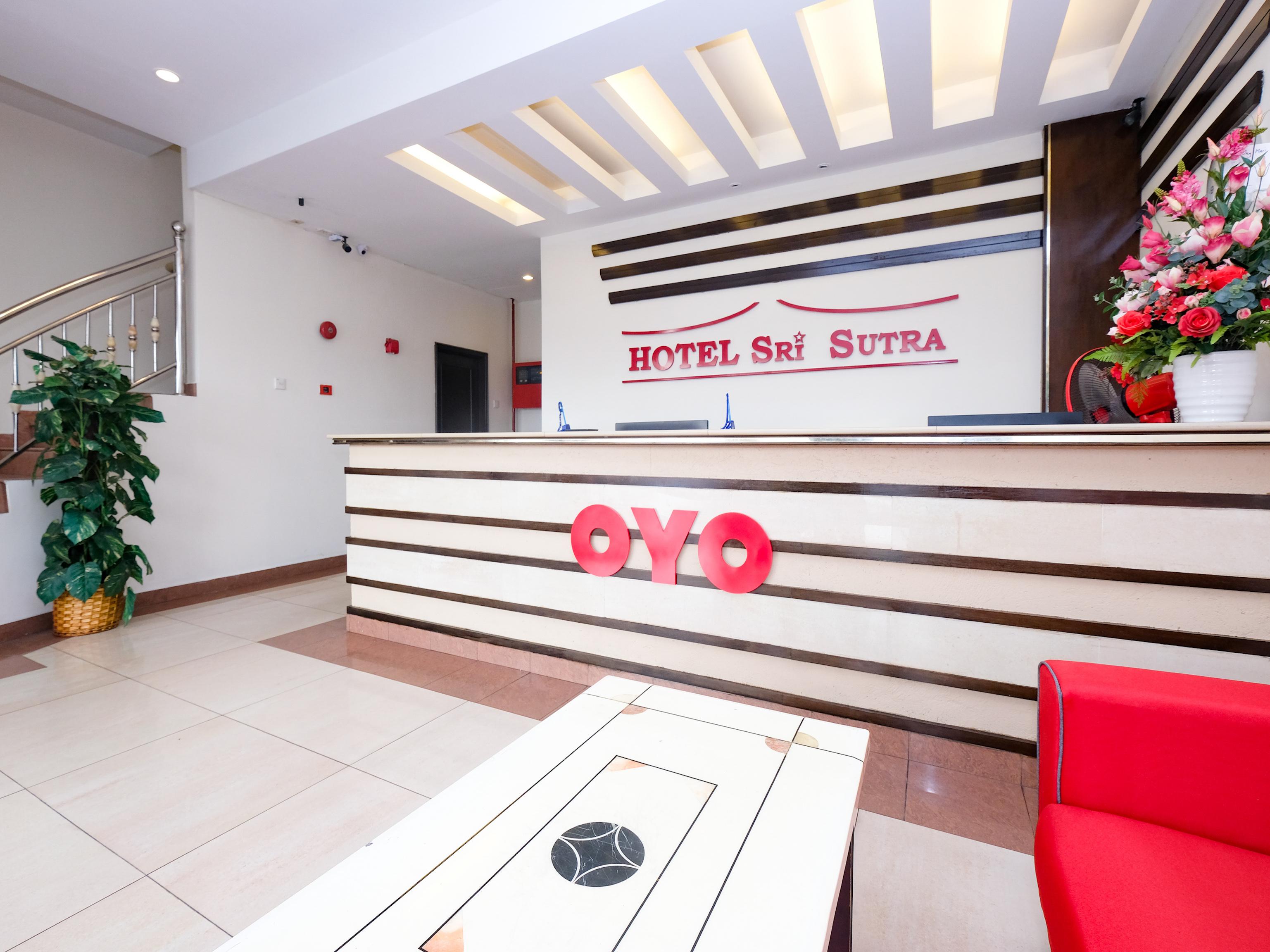 Hotel Sri Sutra - Sungai Buloh ペタリンジャヤ エクステリア 写真