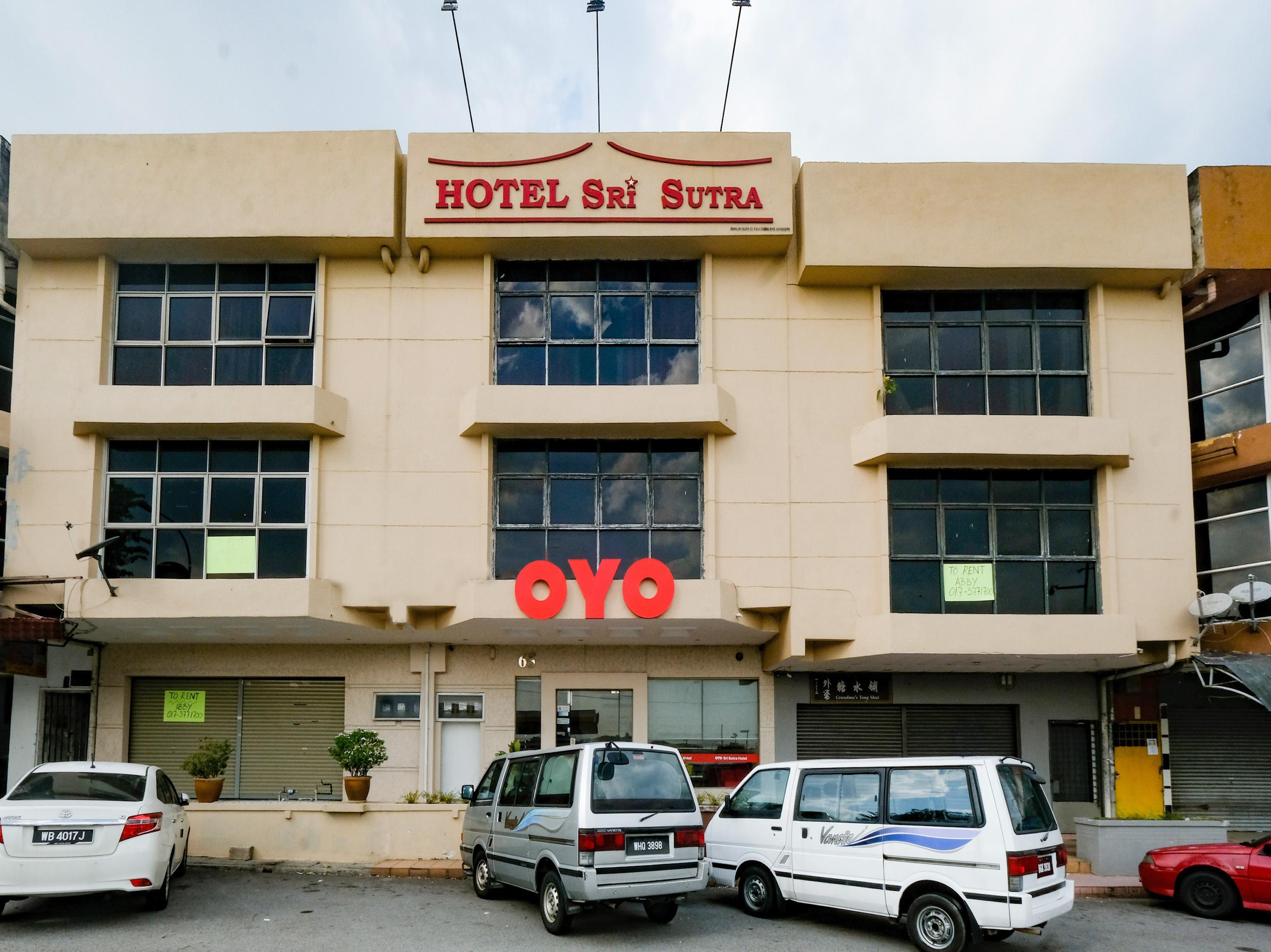 Hotel Sri Sutra - Sungai Buloh ペタリンジャヤ エクステリア 写真