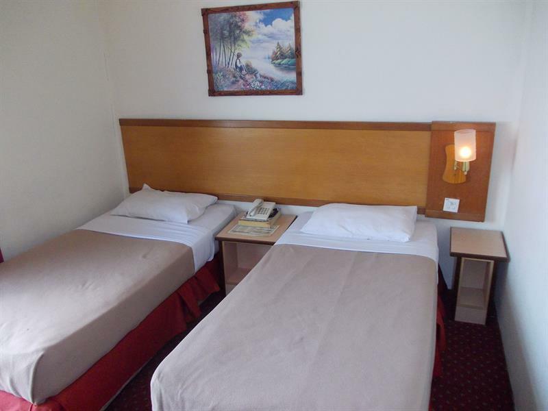 Hotel Sri Sutra - Sungai Buloh ペタリンジャヤ エクステリア 写真